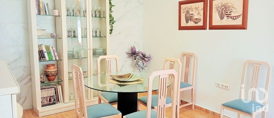 Casa 4 habitaciones de 137 m² en Villanueva de las Torres (18539)