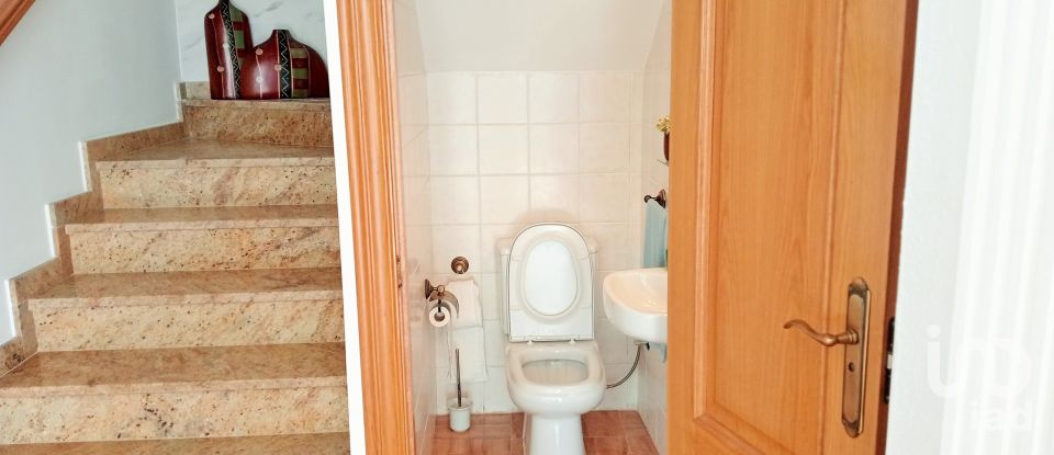 Casa 4 habitaciones de 137 m² en Villanueva de las Torres (18539)