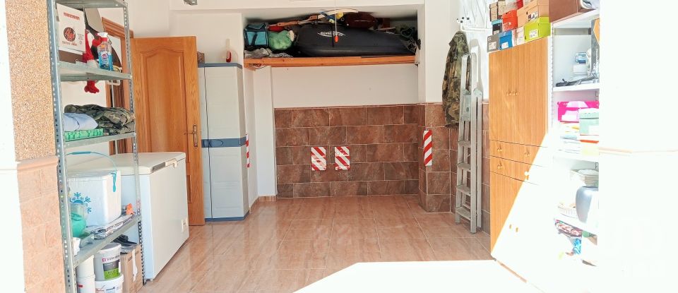 Casa 4 habitaciones de 137 m² en Villanueva de las Torres (18539)