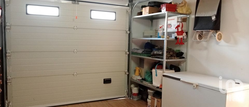 Casa 4 habitaciones de 137 m² en Villanueva de las Torres (18539)