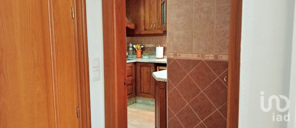 Casa 4 habitaciones de 137 m² en Villanueva de las Torres (18539)