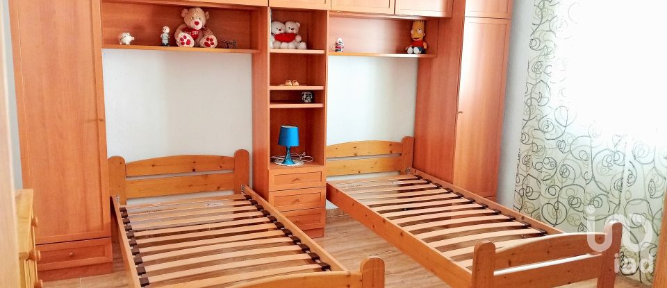 Casa 4 habitaciones de 137 m² en Villanueva de las Torres (18539)