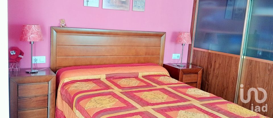 Casa 4 habitaciones de 137 m² en Villanueva de las Torres (18539)