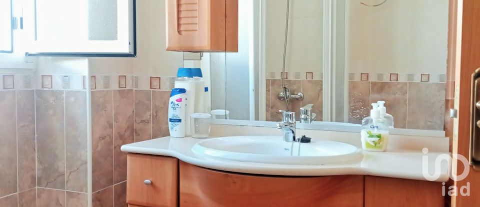 Casa 4 habitaciones de 137 m² en Villanueva de las Torres (18539)