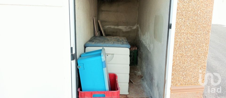 Casa 4 habitaciones de 137 m² en Villanueva de las Torres (18539)