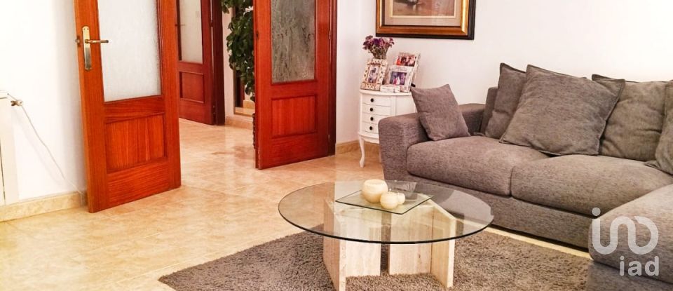 Àtic 4 habitacions de 94 m² a Mataró (08302)