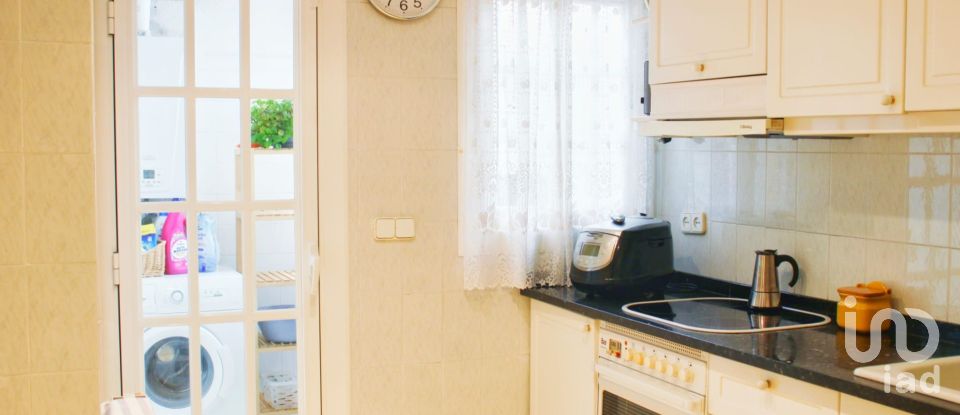 Àtic 4 habitacions de 94 m² a Mataró (08302)