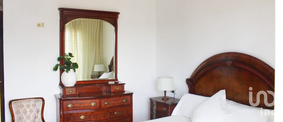 Àtic 4 habitacions de 94 m² a Mataró (08302)