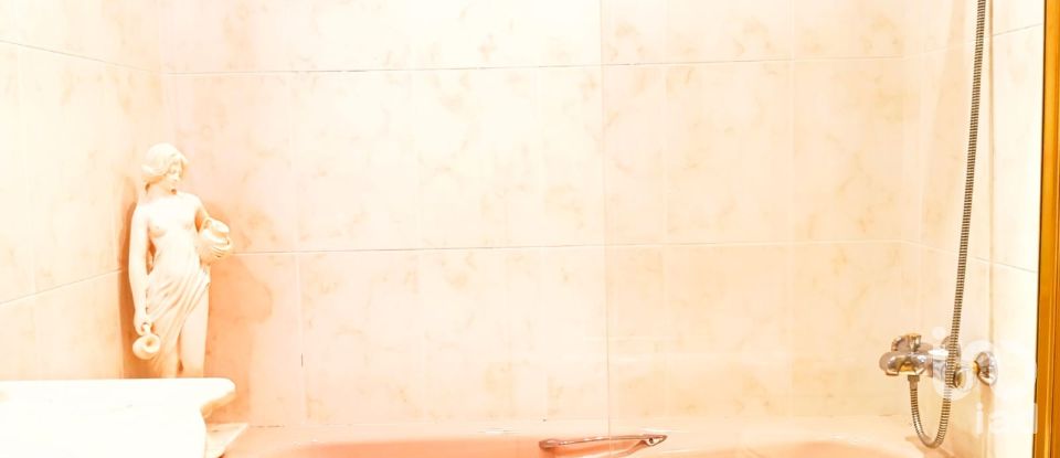 Àtic 4 habitacions de 94 m² a Mataró (08302)