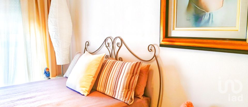 Àtic 4 habitacions de 94 m² a Mataró (08302)