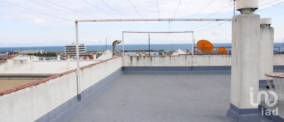 Àtic 4 habitacions de 94 m² a Mataró (08302)