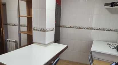 Apartment 2 bedrooms of 77 m² in Béjar (37700)