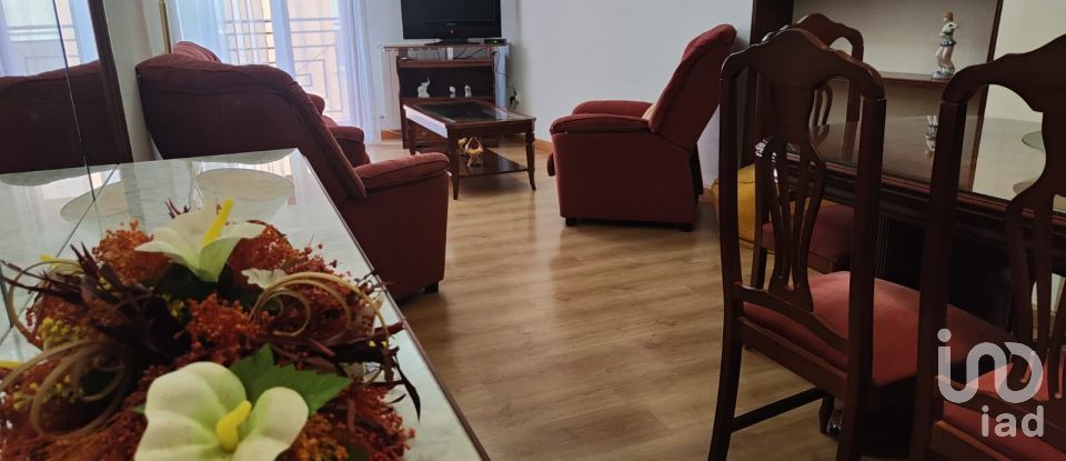 Apartment 2 bedrooms of 77 m² in Béjar (37700)