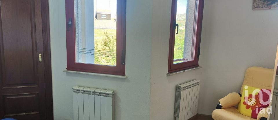 Apartment 2 bedrooms of 77 m² in Béjar (37700)