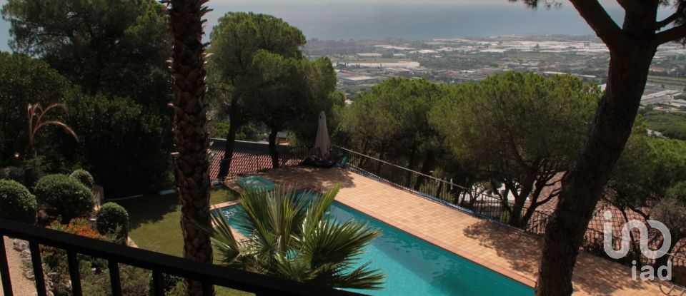 Casa de muntanya 6 habitacions de 444 m² a Cabrils (08348)