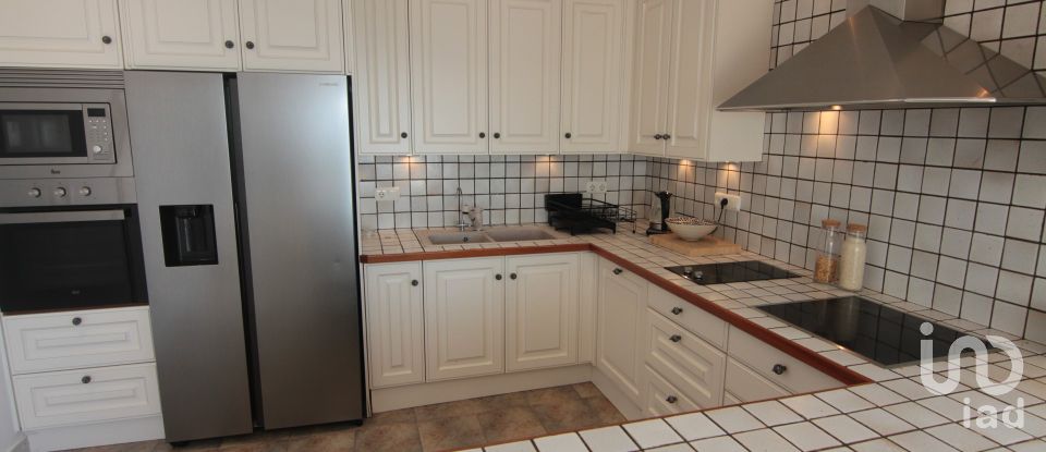 Casa de muntanya 6 habitacions de 444 m² a Cabrils (08348)