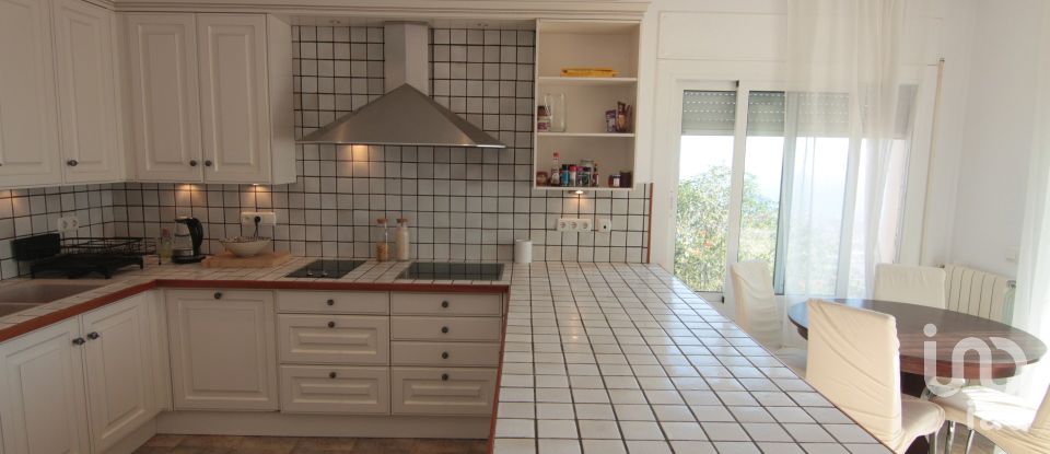 Casa de muntanya 6 habitacions de 444 m² a Cabrils (08348)