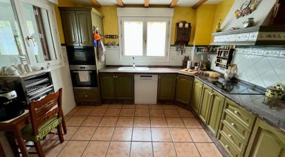 Cottage 4 bedrooms of 500 m² in Sax (03630)