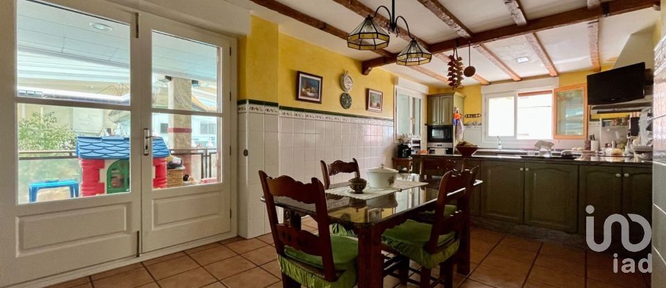 Cottage 4 bedrooms of 500 m² in Sax (03630)