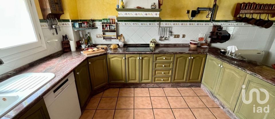 Cottage 4 bedrooms of 500 m² in Sax (03630)