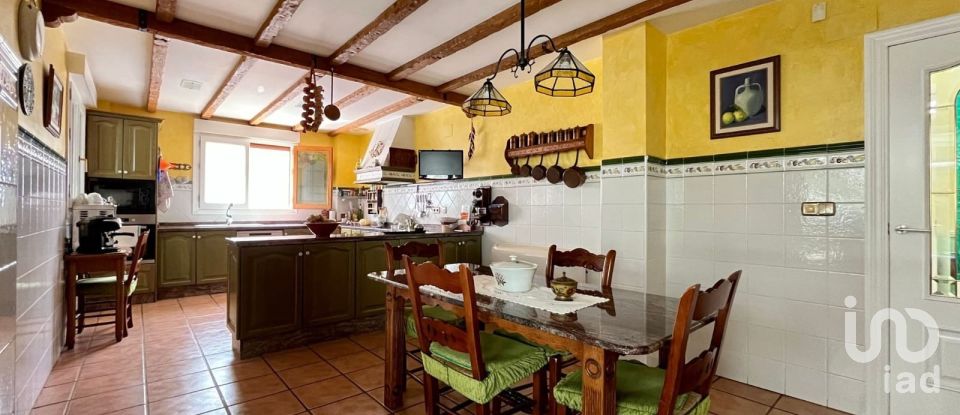 Cottage 4 bedrooms of 500 m² in Sax (03630)