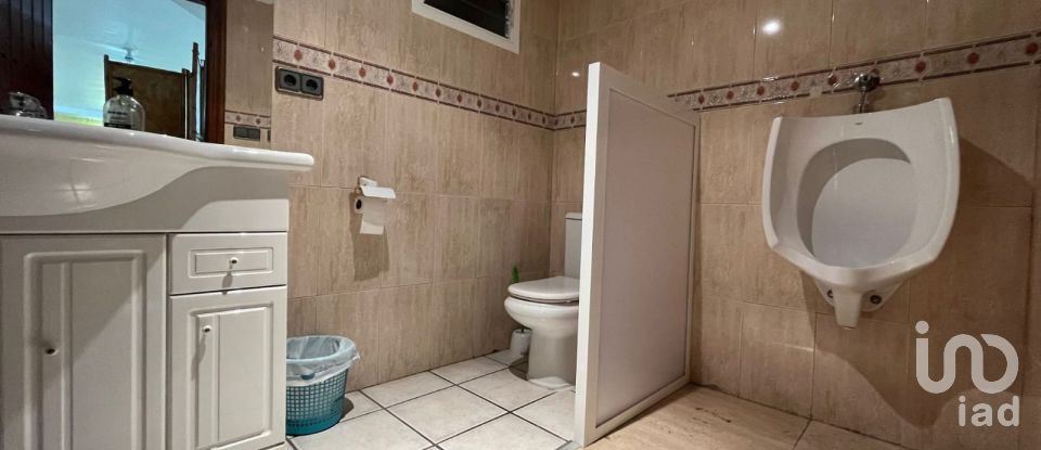 Cottage 4 bedrooms of 500 m² in Sax (03630)