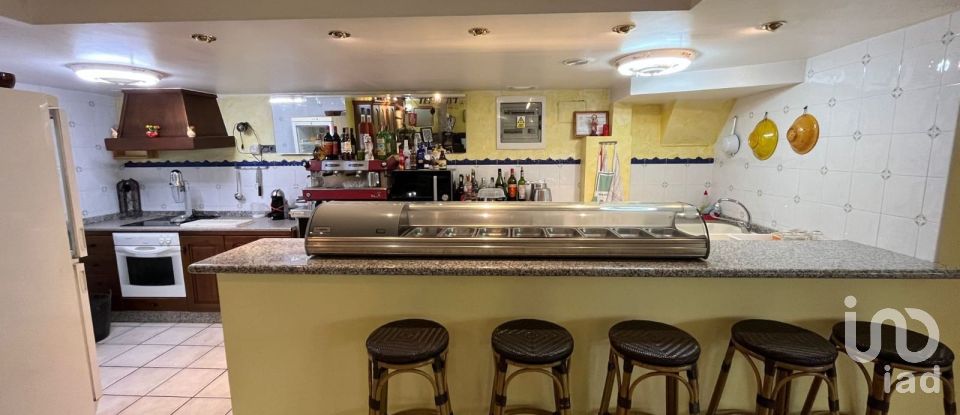 Cottage 4 bedrooms of 500 m² in Sax (03630)