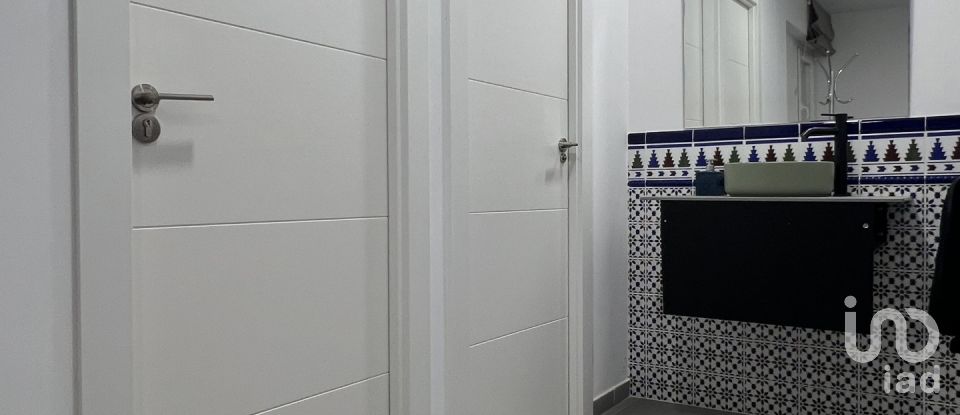 Shop / premises commercial of 161 m² in Alicante/Alacant (03003)