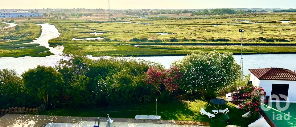 Hotel 2* de 10 m² a Lepe (21440)