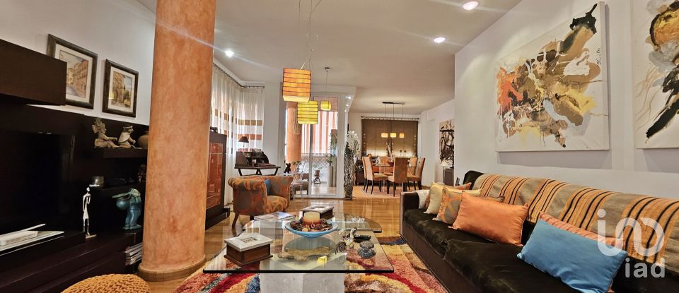 Piso 2 habitaciones de 130 m² en Lorca (30818)