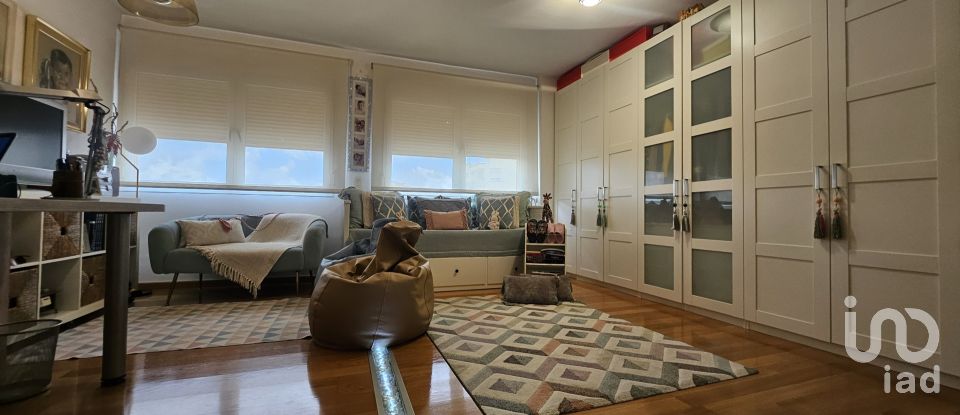 Piso 2 habitaciones de 130 m² en Lorca (30818)