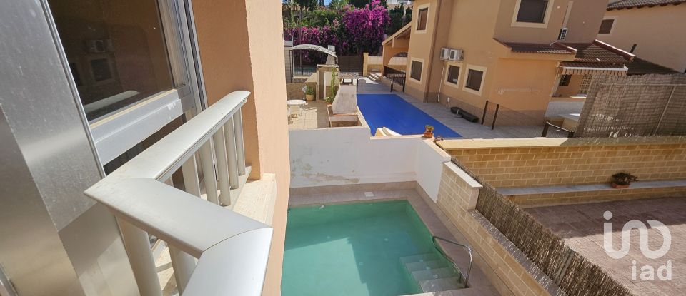 Casa 3 habitaciones de 146 m² en Calabardina (30889)