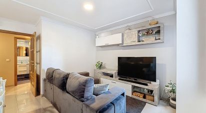 Apartment 2 bedrooms of 77 m² in Aios (36990)