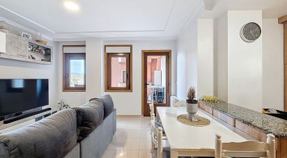 Piso 2 habitaciones de 77 m² en Aios (36990)