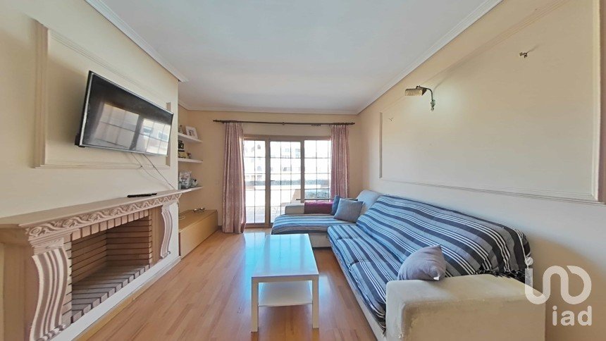 Pis 2 habitacions de 78 m² a San Fernando (11100)