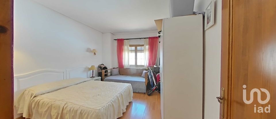 Pis 2 habitacions de 78 m² a San Fernando (11100)