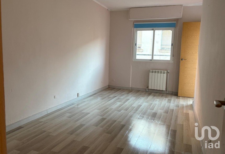 Piso 3 habitaciones de 87 m² en León (24009)