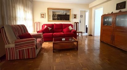 Apartment 3 bedrooms of 94 m² in León (24009)