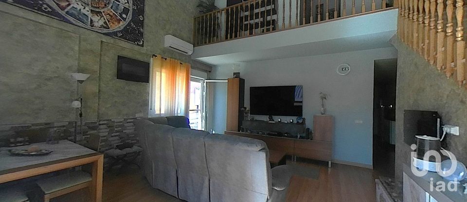 Casa de muntanya 4 habitacions de 222 m² a Ontígola (45340)