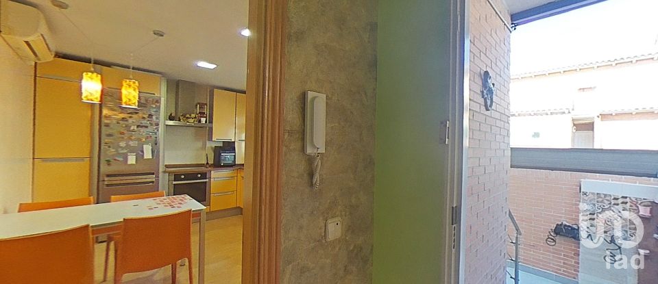 Casa de muntanya 4 habitacions de 222 m² a Ontígola (45340)