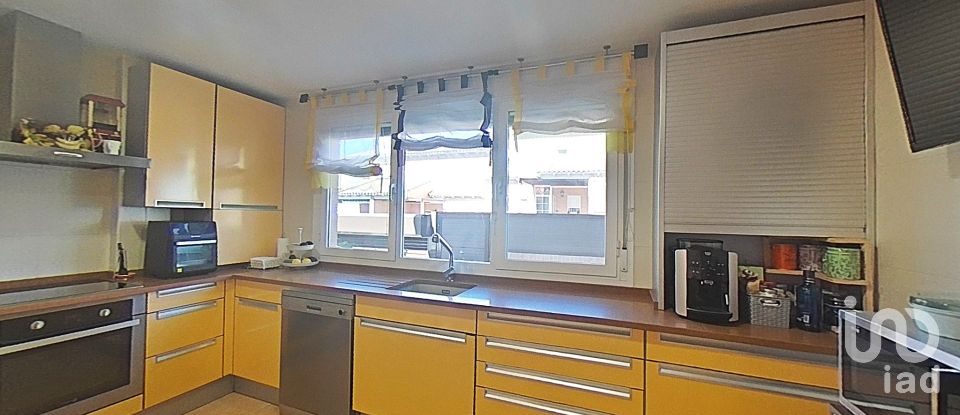 Casa de muntanya 4 habitacions de 222 m² a Ontígola (45340)