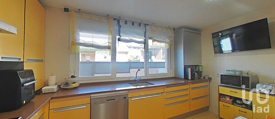 Casa de muntanya 4 habitacions de 222 m² a Ontígola (45340)