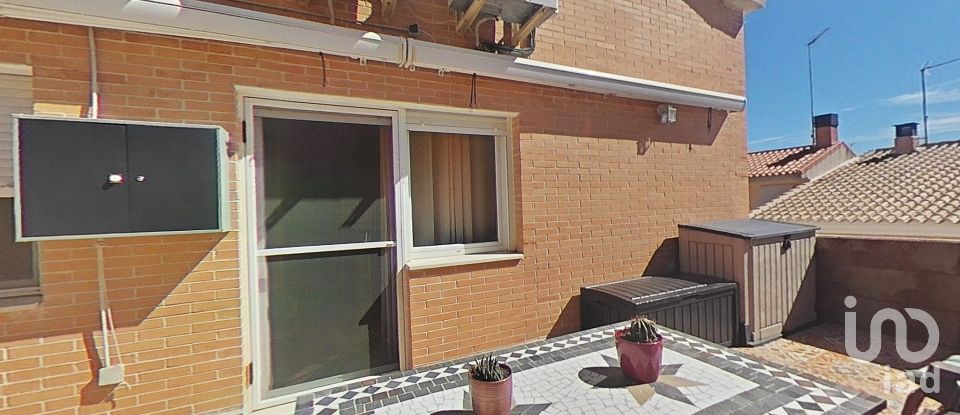 Casa de muntanya 4 habitacions de 222 m² a Ontígola (45340)