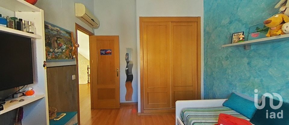 Casa de muntanya 4 habitacions de 222 m² a Ontígola (45340)