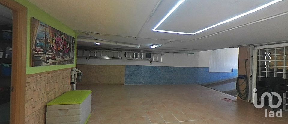 Casa de muntanya 4 habitacions de 222 m² a Ontígola (45340)