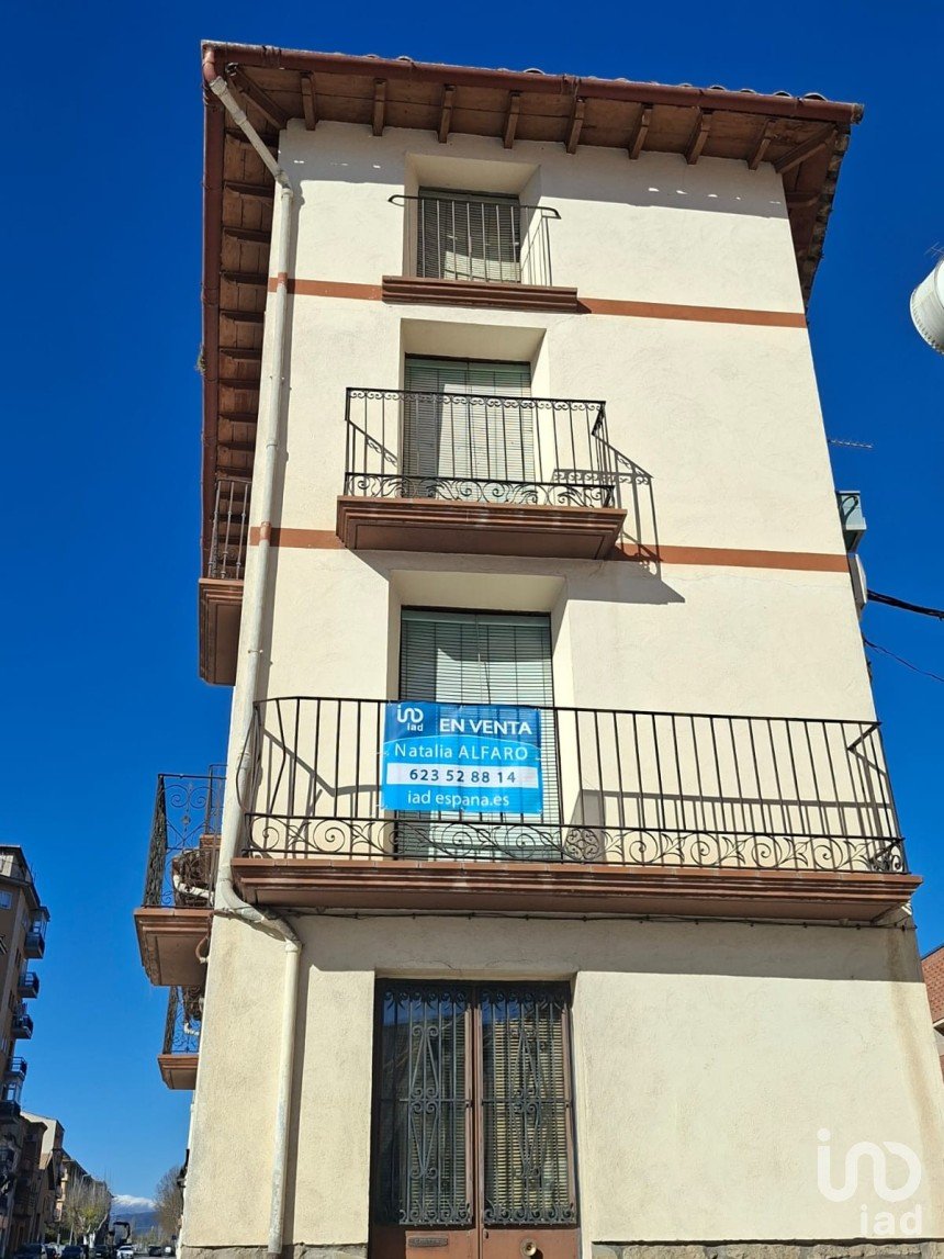 House 10 bedrooms of 400 m² in Graus (22430)