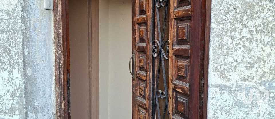 House 10 bedrooms of 400 m² in Graus (22430)