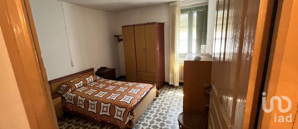 House 10 bedrooms of 400 m² in Graus (22430)