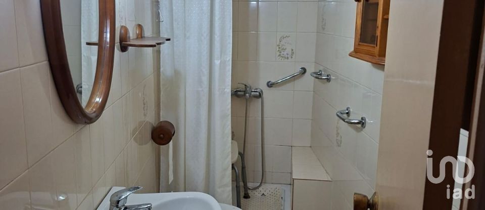 House 10 bedrooms of 400 m² in Graus (22430)