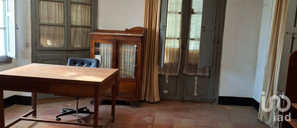 House 10 bedrooms of 400 m² in Graus (22430)